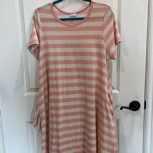 LuLaRoe Jessie Dress with pockets large